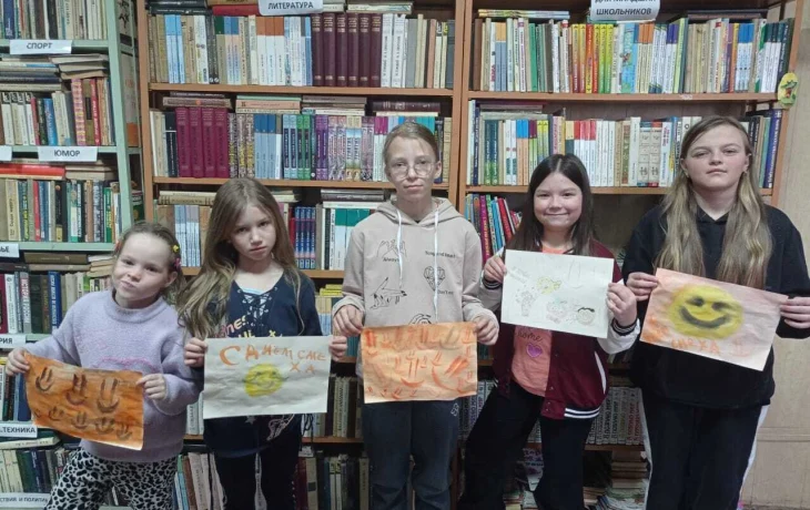 В Луначарской библиотеке прошел час смеха "День всех смешинок" 3