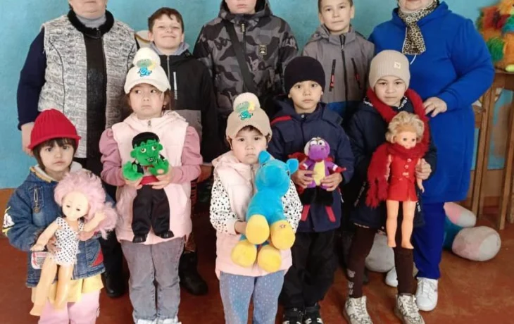 Весенние забавы: библио-гимнастика в Муравлевской библиотеке 0