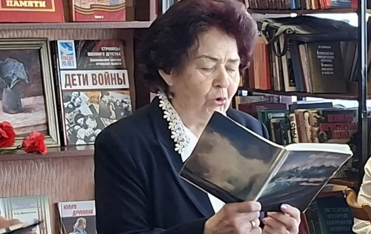 Литературно-музыкальная гостиная &laquo;Жива в нашем сердце победная дата&raquo; 4