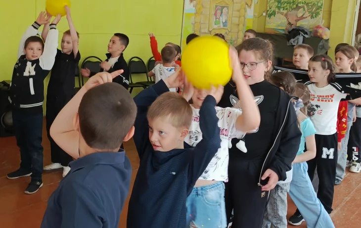 День защиты детей с Незнайкой и веселым Клоуном 5